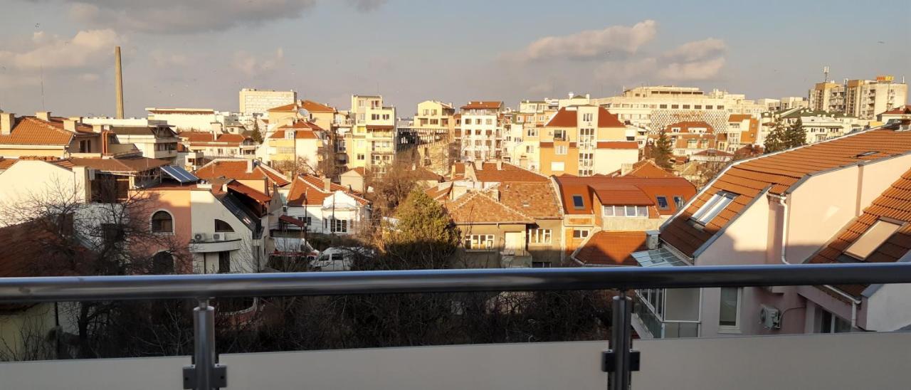 Sky Blue Danube Apartment Ruse Bagian luar foto