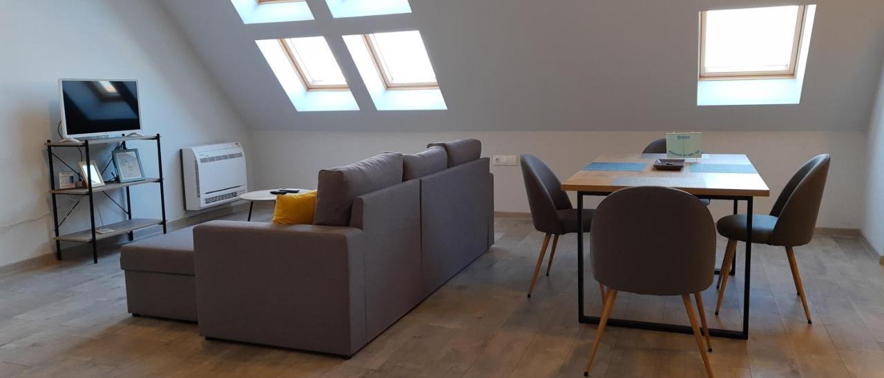Sky Blue Danube Apartment Ruse Bagian luar foto