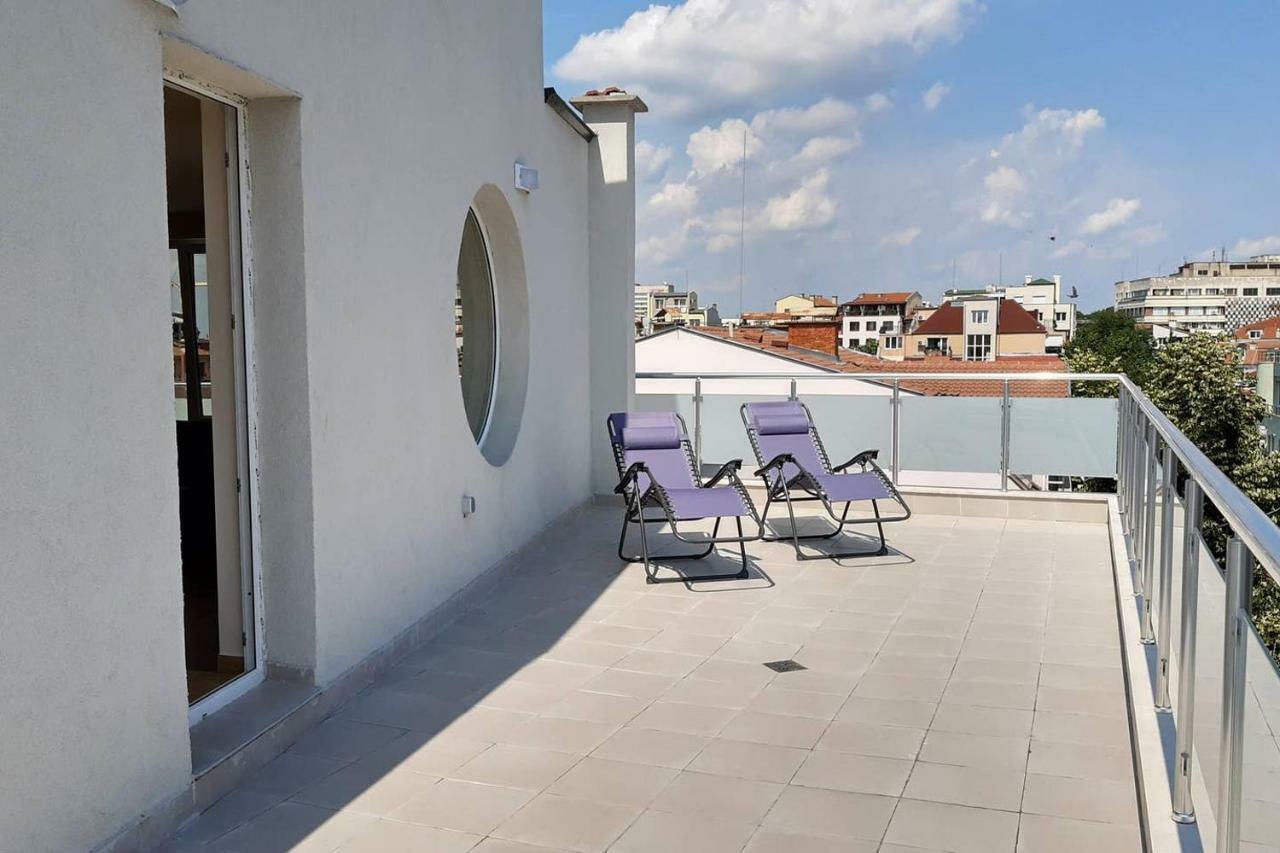 Sky Blue Danube Apartment Ruse Bagian luar foto