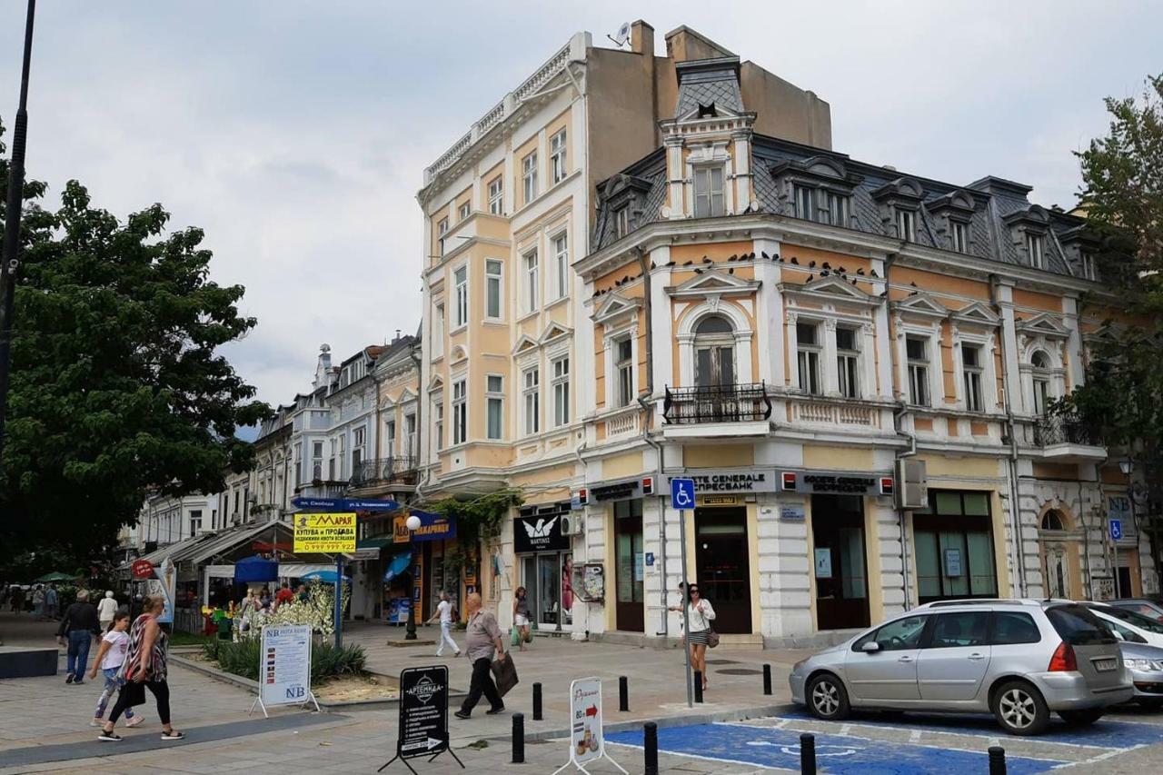 Sky Blue Danube Apartment Ruse Bagian luar foto