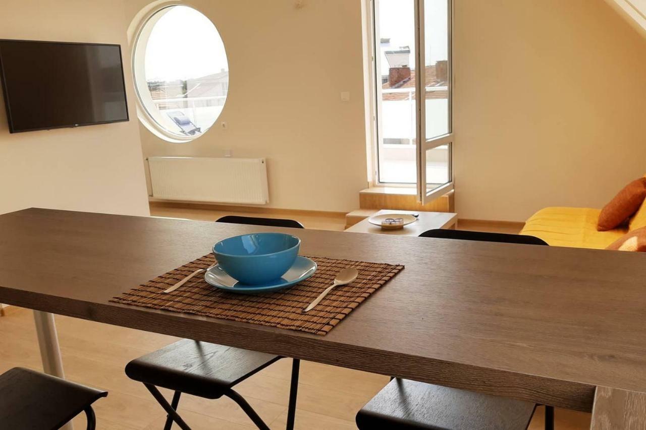 Sky Blue Danube Apartment Ruse Bagian luar foto